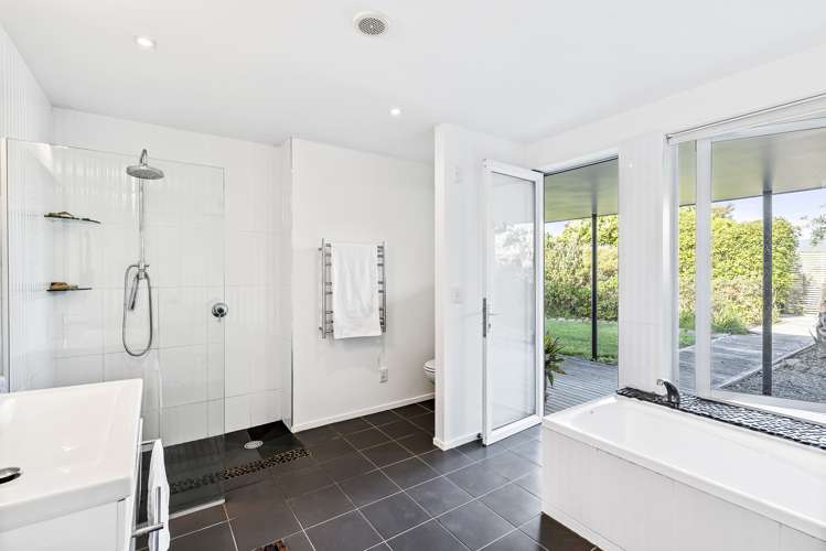 21 Sandown Road Te Horo Beach_13