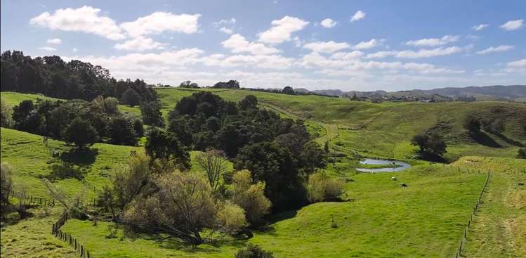 122 Hurndall Street East Maungaturoto_19