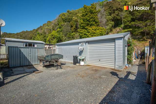 37 Riverside Road Taieri Mouth_2