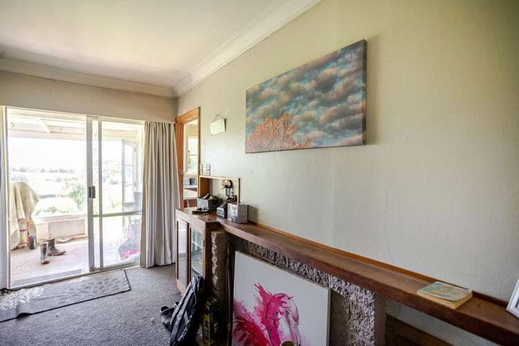 61 Church Road Dannevirke_15