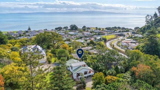 Central lifestyle with views - Priced to sell