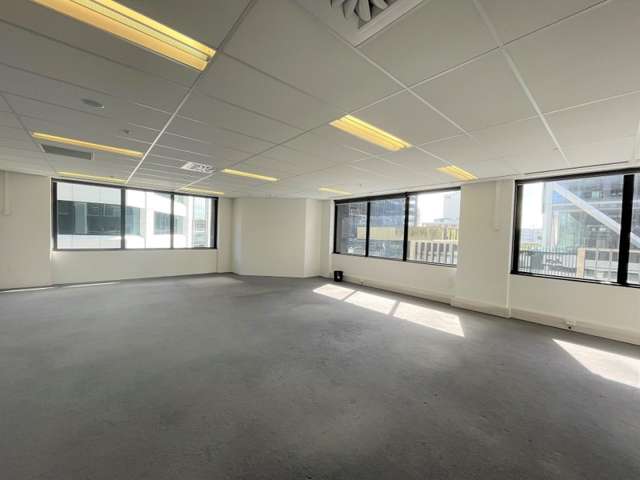 AON Centre/29 Customs Street West Auckland Central_1