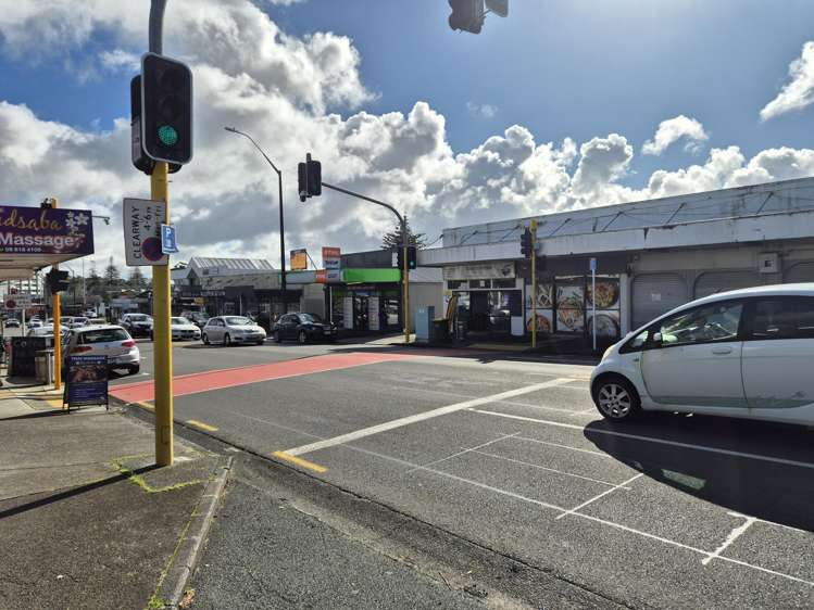 85-87 West Coast Road_0