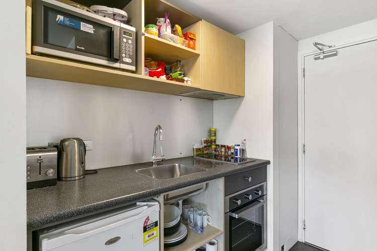 8f/242 Taranaki Street Mount Cook_10