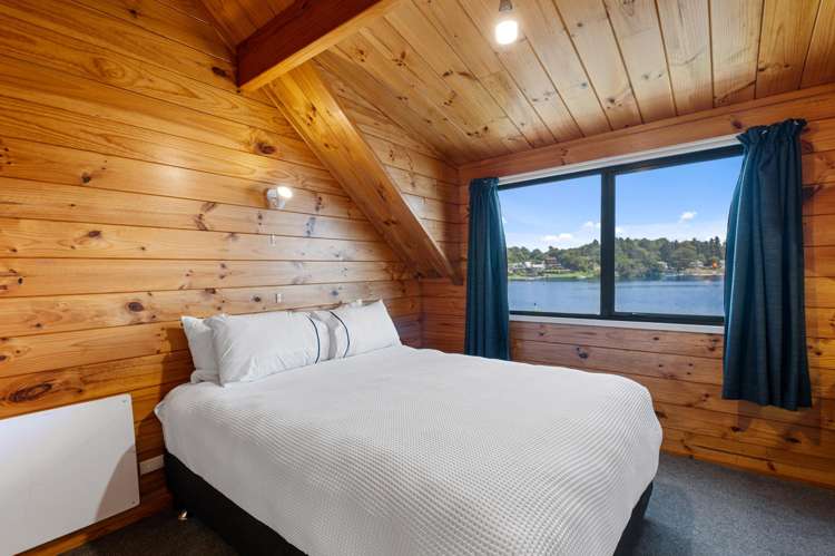 14 Okawa Bay Road Okere Falls_24