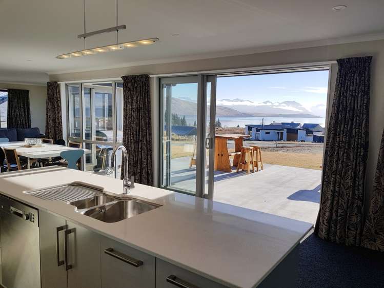 19 Mistake Drive Lake Tekapo_16