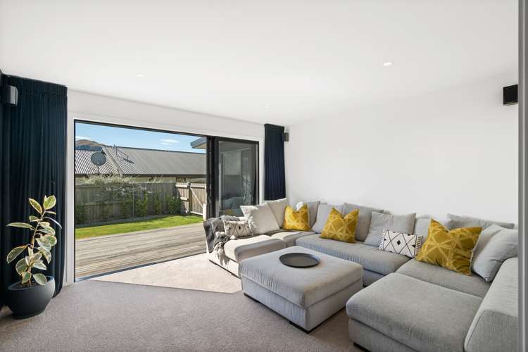 9 Centre Crescent Wanaka_12