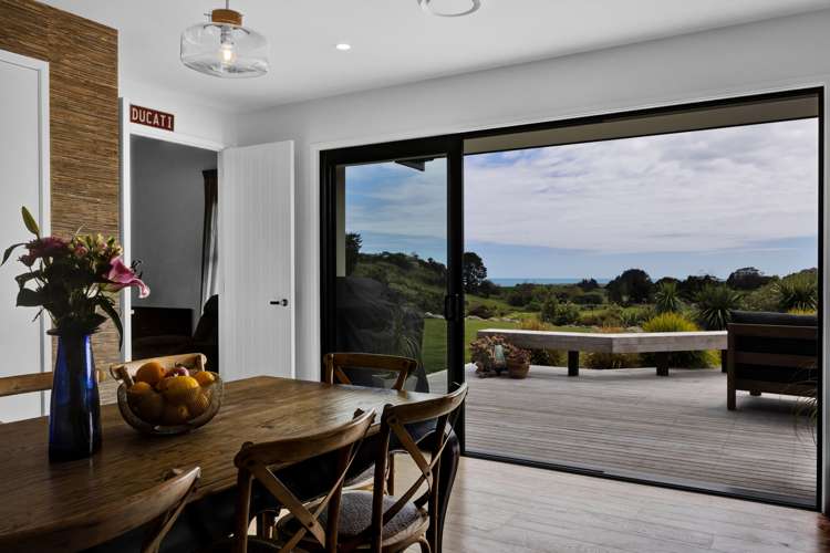 511 Plymouth Road Koru_12