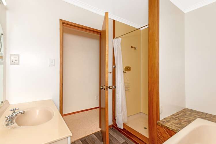 9 Heatherlea Street Outer Kaiti_13