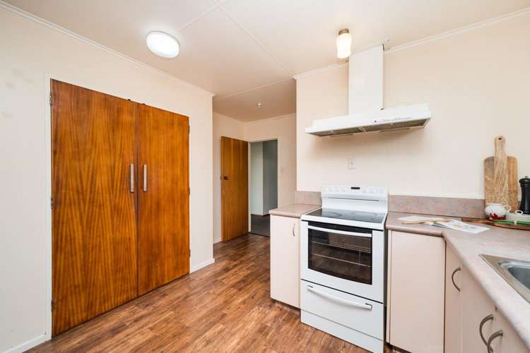 38 Somerset Crescent Highbury_6