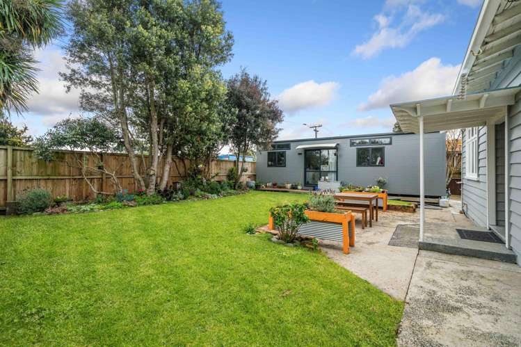 1/11 Berkeley Road Manurewa_11