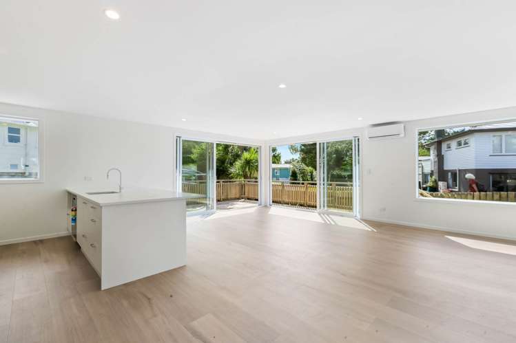 6A Alston Avenue Kelston_7