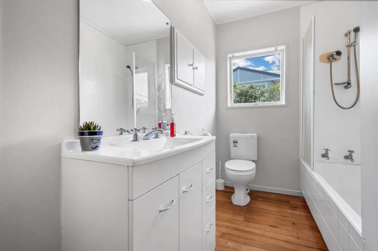 229 Sturges Road Henderson_28