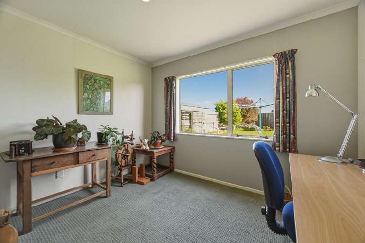 26 Duggan Drive Owhata_11