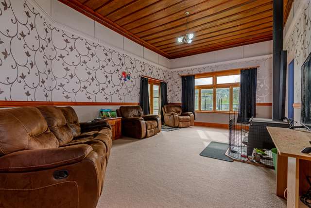 99 Rowes Road Hunterville_2