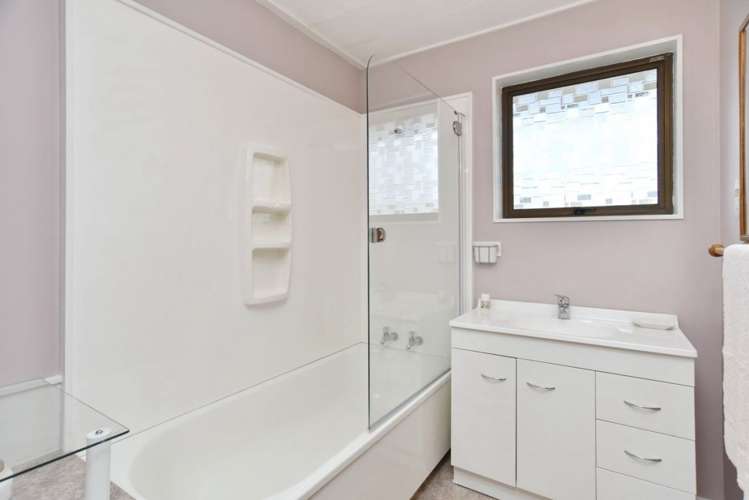 64 Newnham Street Rangiora_11