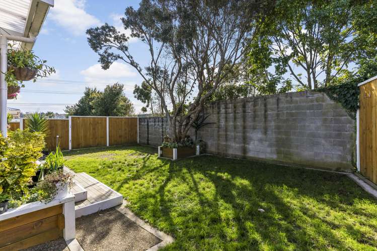 154b Henderson Valley Road Henderson_16