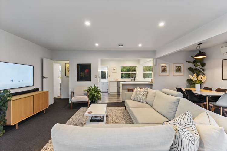 2/3 Knightsbridge Drive Forrest Hill_5