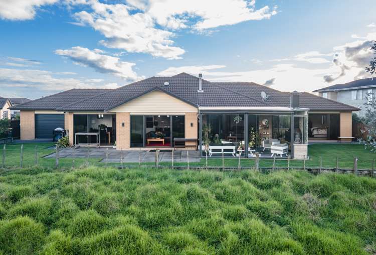 6 Bendemeer Place Flat Bush_5