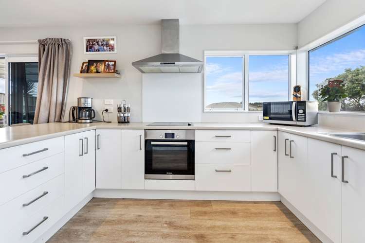 12 Dune Lake Place Ruakaka_9