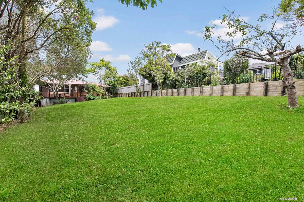 122 Whangaparaoa Road_1