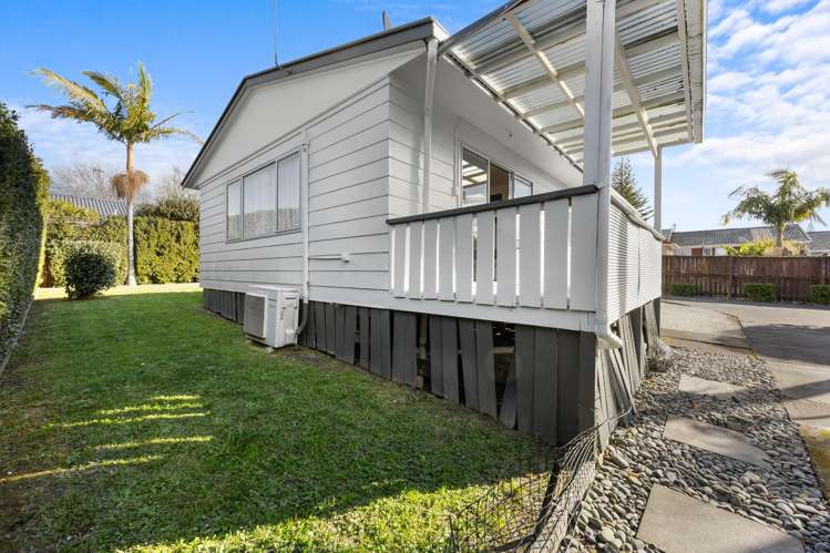 2/36 Miro Street New Lynn North_30