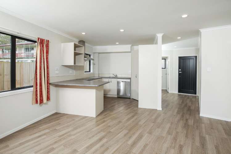 4/19 Albert Street 1074_2