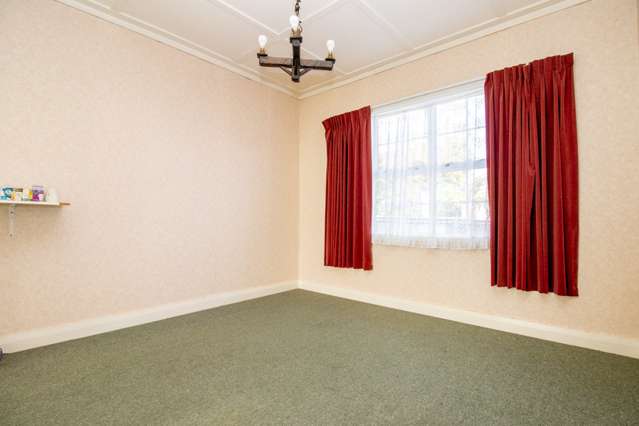 104 Thames Road Paeroa_4