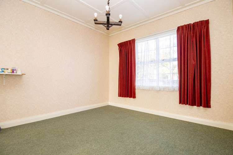 104 Thames Road Paeroa_4