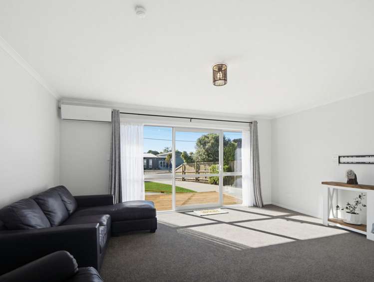 56a Rowan Avenue Aranui_10