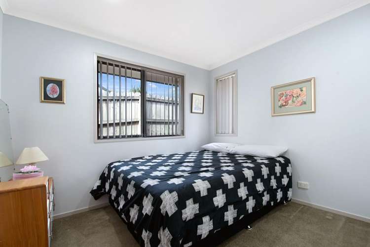 14 Fairford Avenue Henderson_15