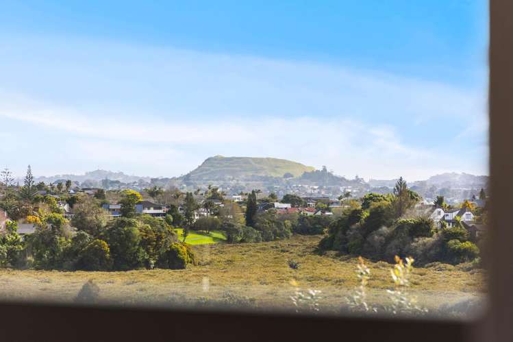 18 Majesty Place Half Moon Bay_6