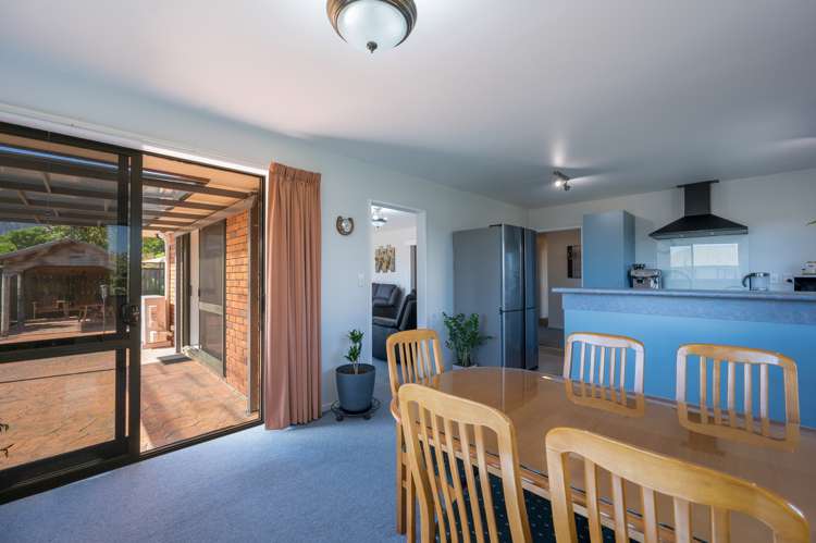 17 Saint James Avenue Richmond_8