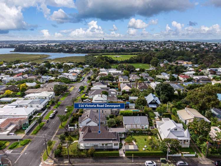 116 Victoria Road Devonport_31