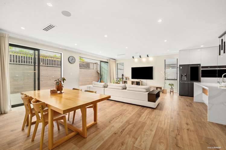 31 Surf View Crescent Red Beach_7