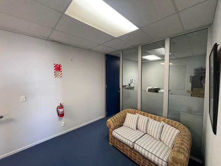 41 William Pickering Drive Albany_12
