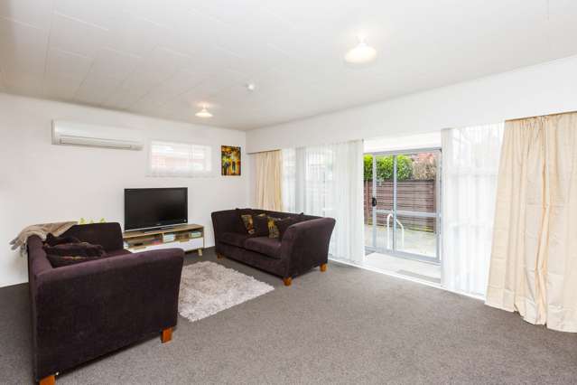 2/528 Fergusson Drive Trentham_4