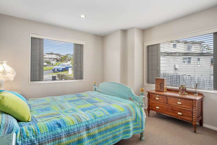 8 Oak View Terrace Schnapper Rock_20