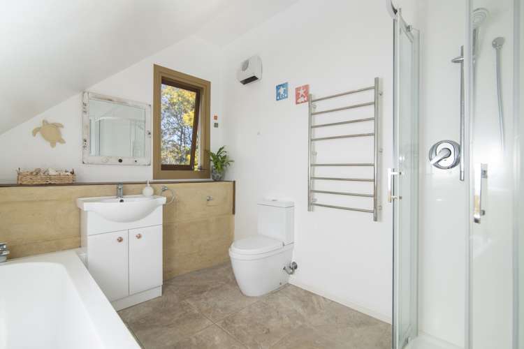 51 Boons Valley Road Waikawa_15