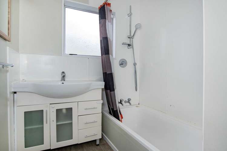 1/6 Bloomfield Place Onerahi_5