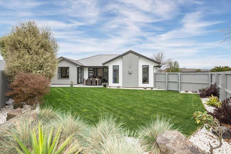 3 Saint Keverne Close Burwood_0