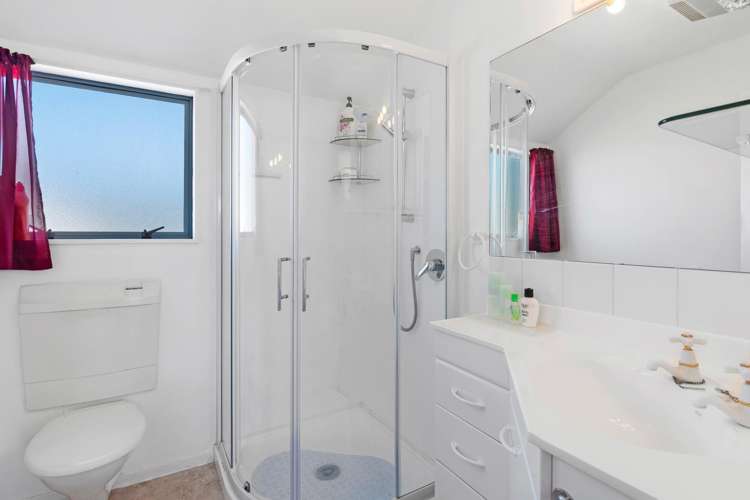 11 Highgrove Way The Wood_15