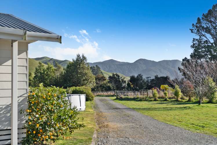 1827 State Highway 2 Tauwharenikau_24
