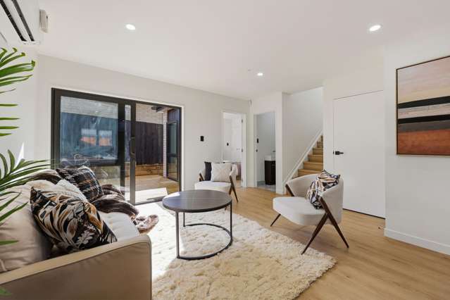 Lot 1&2/82 Botany Road Botany Downs_4