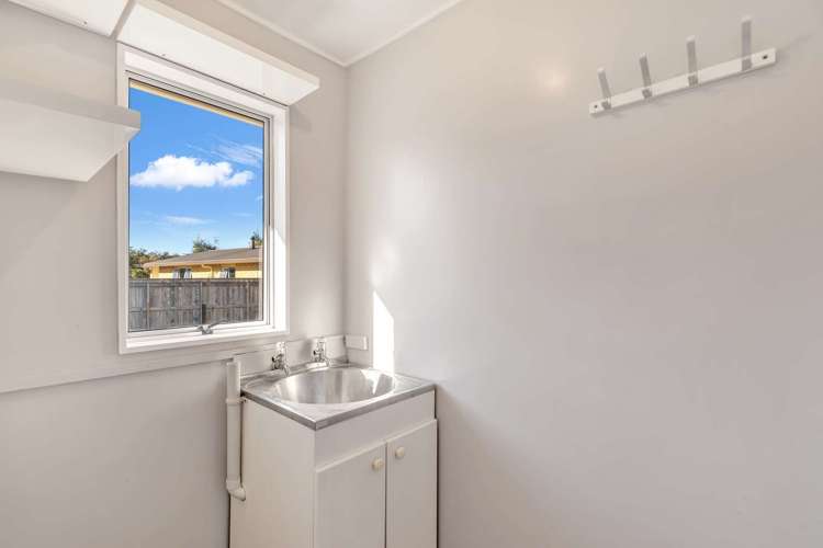 6 Higgin Place Feilding_25