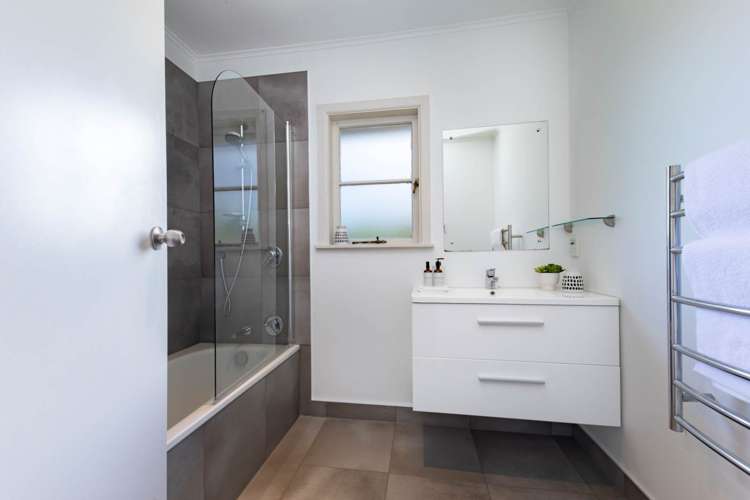 33 Gilliam Street New Lynn_13