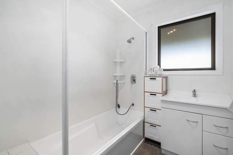 77 Tirohanga Road North Taieri_9