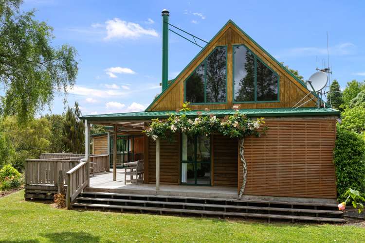 12 Poland Street Waikino_16