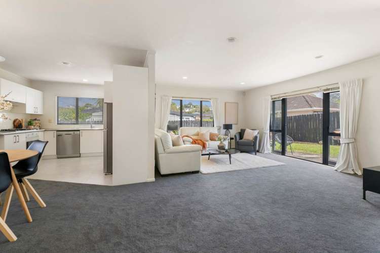 2/49 Selwyn Crescent Forrest Hill_5