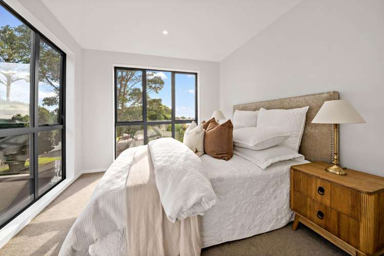 1-7/24 Claude Road Epsom_13